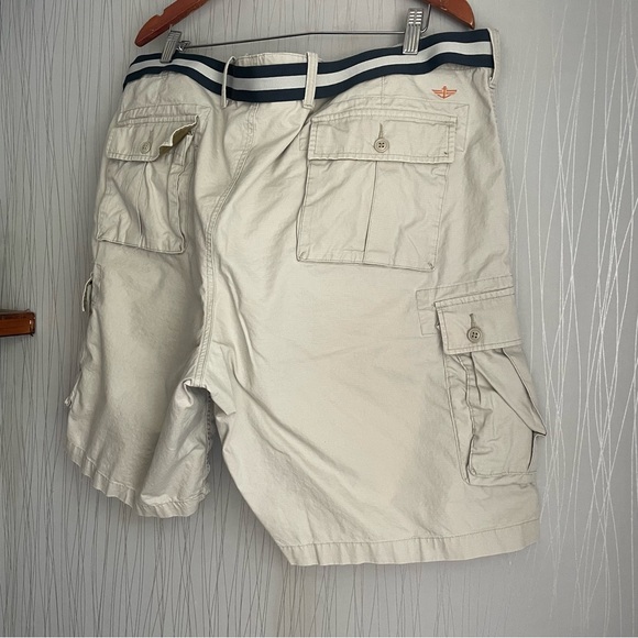 Dockers Men's Cargo Shorts Size 44 Beige with Belt Casual - Picture 9 of 10